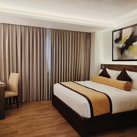 Hotel Marciano Calamba  Ngoại thất bức ảnh