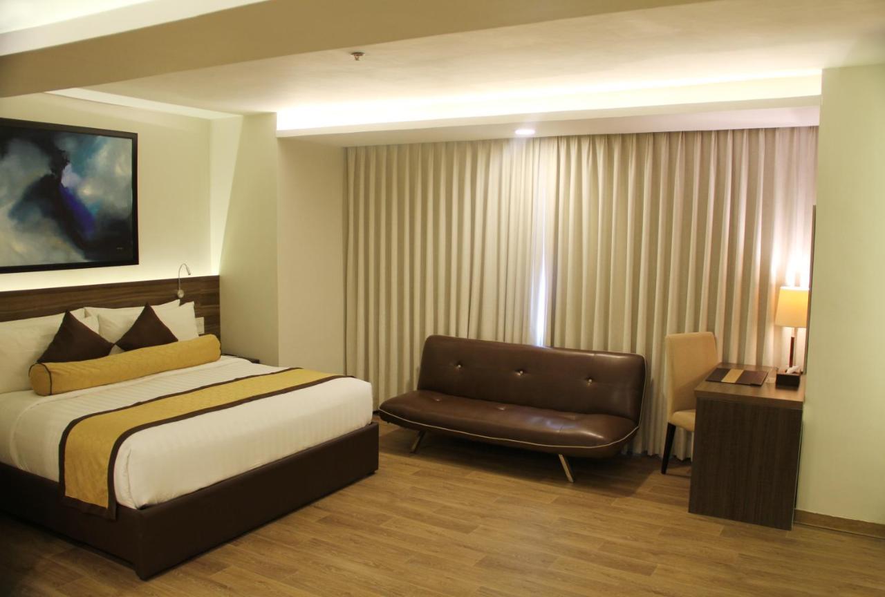 Hotel Marciano Calamba  Ngoại thất bức ảnh