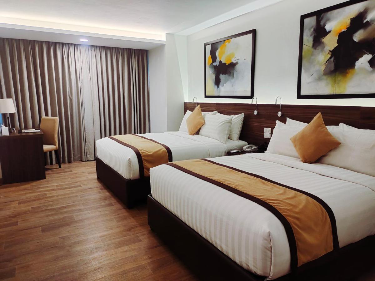 Hotel Marciano Calamba  Ngoại thất bức ảnh