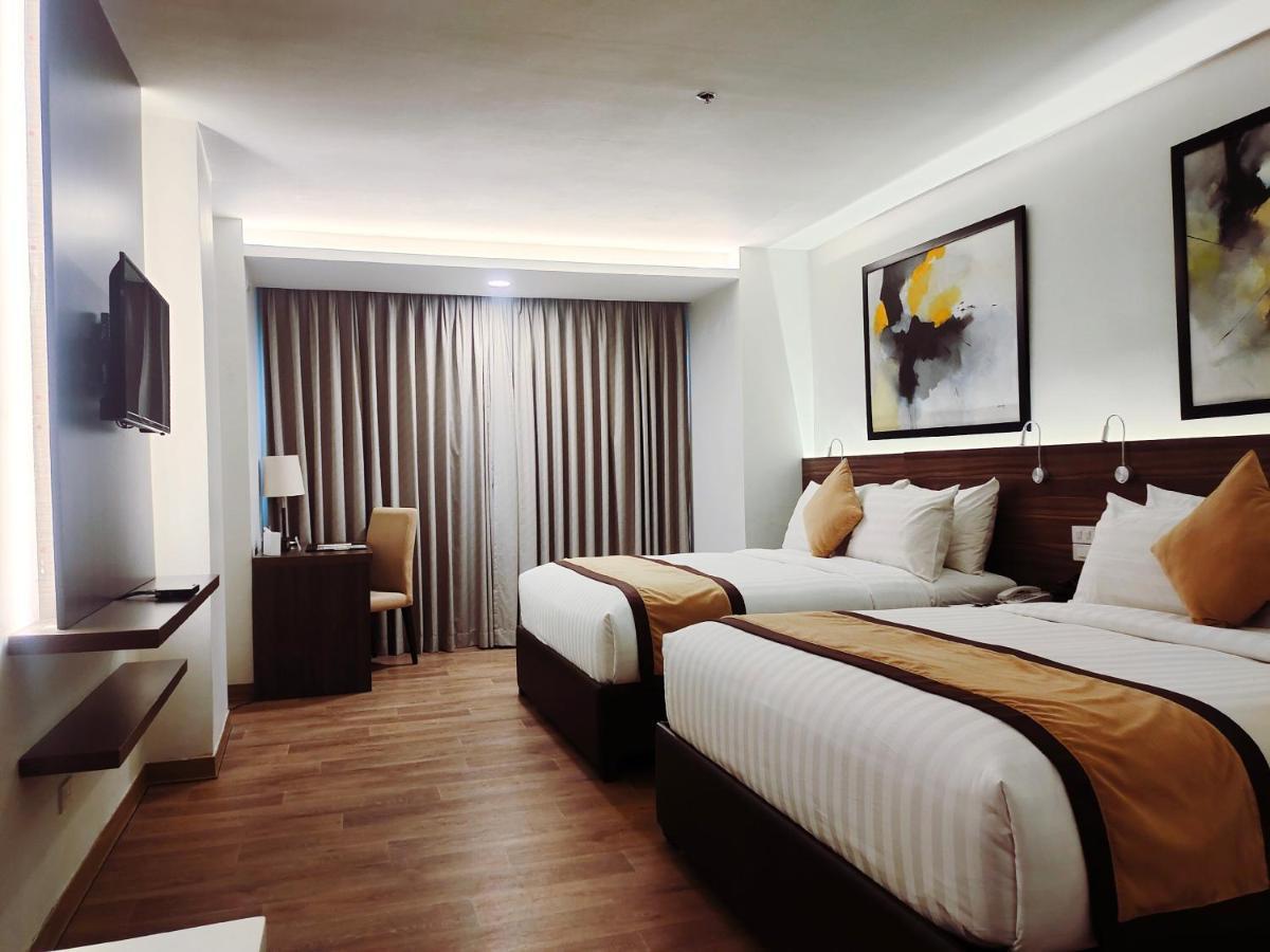 Hotel Marciano Calamba  Ngoại thất bức ảnh
