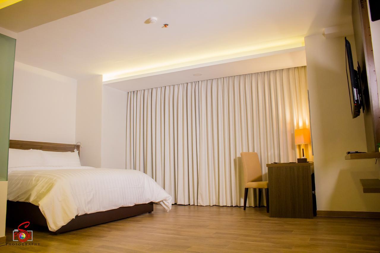 Hotel Marciano Calamba  Phòng bức ảnh